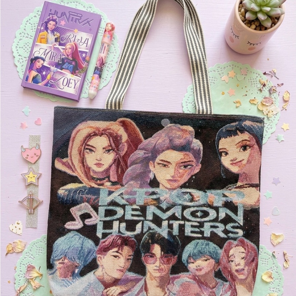 K-Pop Demon Hunters Tote Bag Bundle